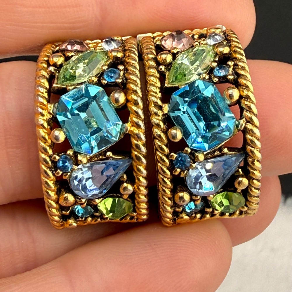 Vintage Barclay Huggie Hoop‎ Earrings Gold Multi Color Rhinestone Mixed Cut